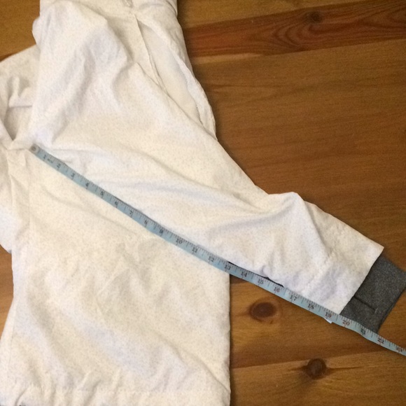 Lightweight jacket - Picture 6 of 6